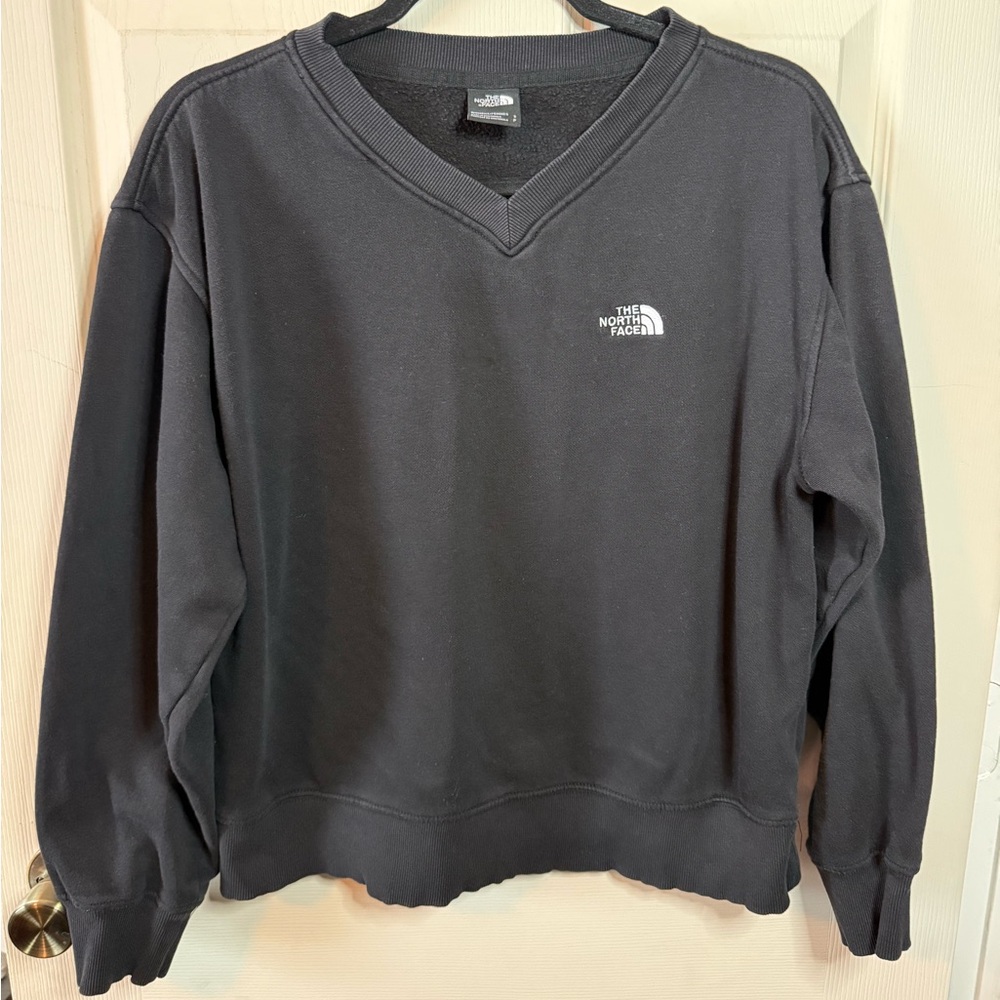 The North Face Woman’s V-Neck Sweatshirt Black Size Small